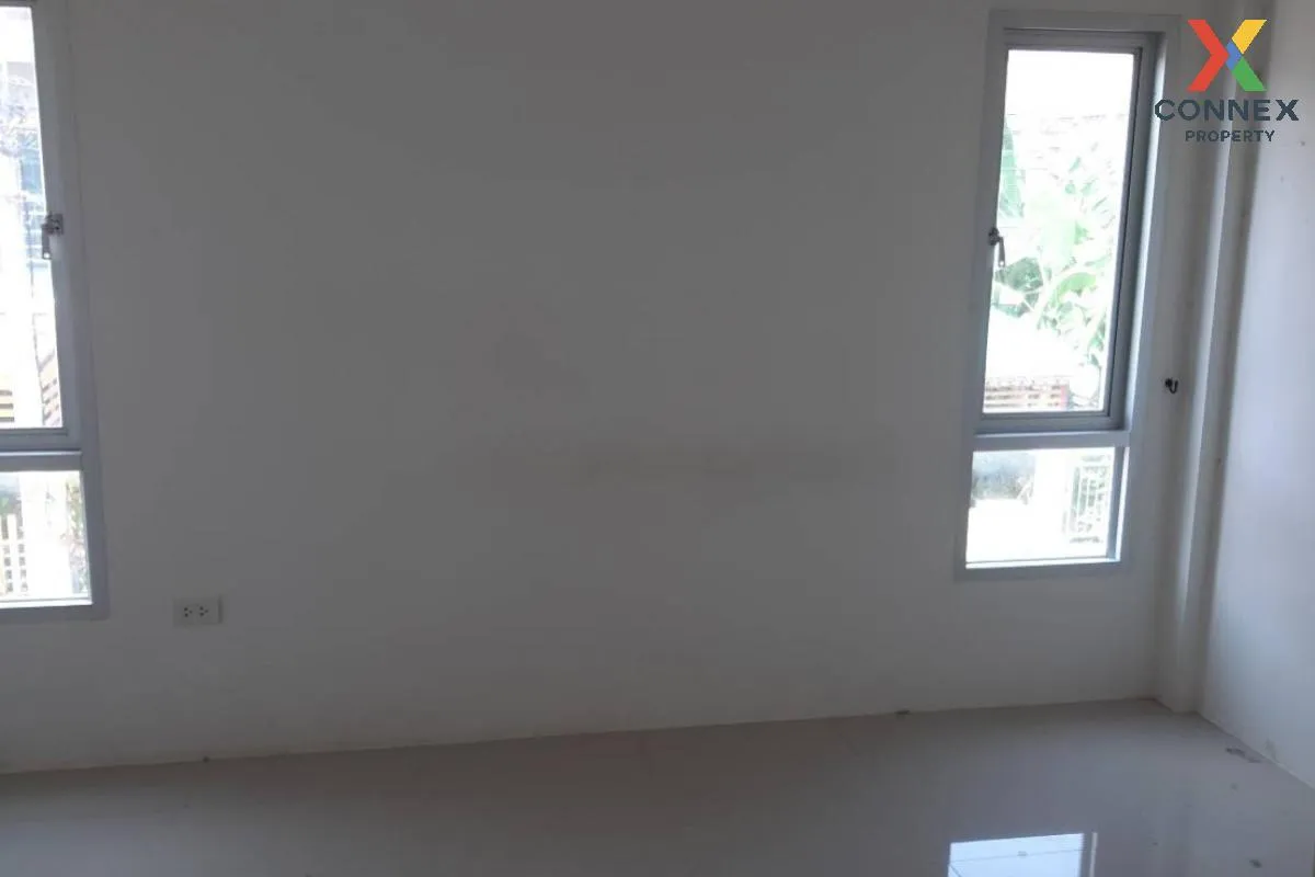 For Sale Townhouse/Townhome  , BAAN RATCHAPRUEK SUVARNABHUMI - LA