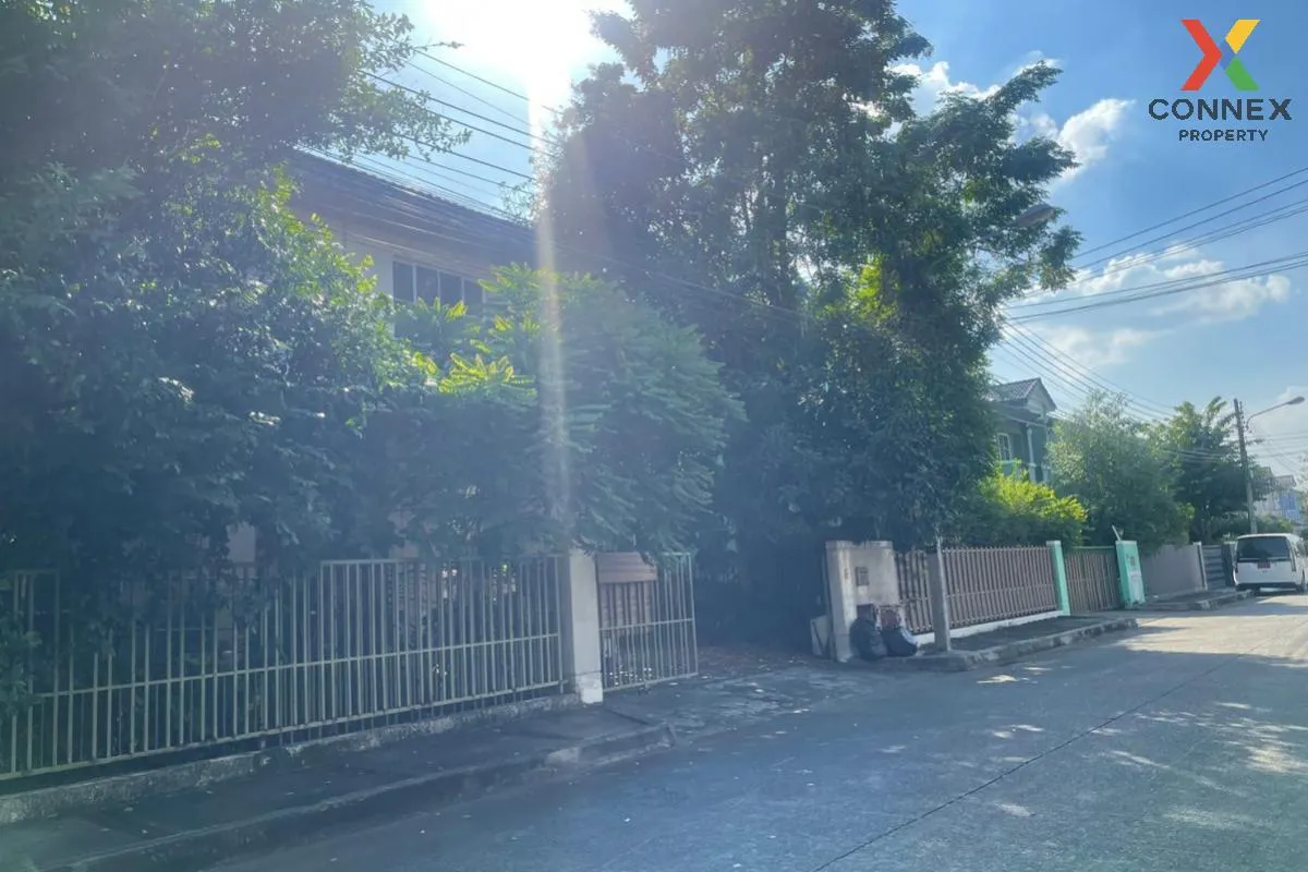 For Sale House , Prueklada Rangsit Klong 4 , Lat Sawai , Lam Luk  4