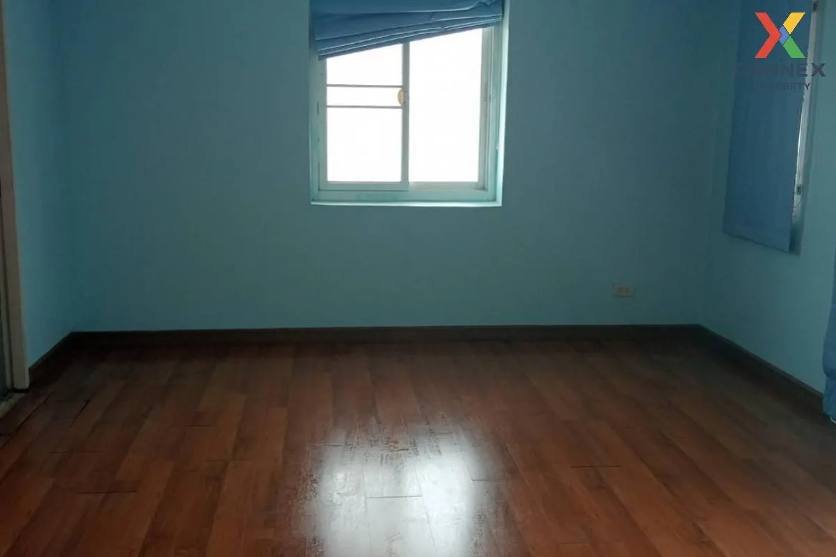 For Sale Townhouse/Townhome  , The Green Park Srinakarin , Prawet