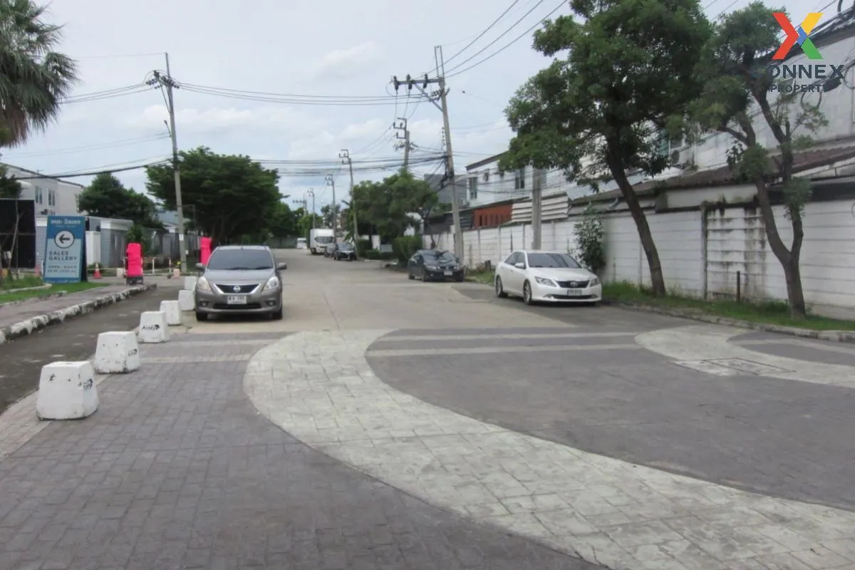 For Sale Townhouse/Townhome  , The Colors Chaengwattana-Tiwanon ,