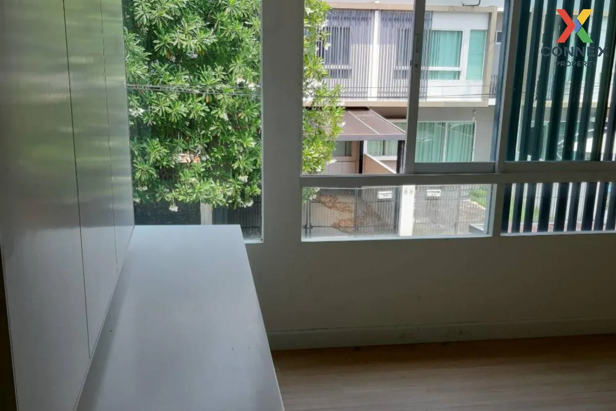 ขายทาวน์เฮ้าส์/ทาวน์โฮม  อินดี้ ศรีนครินทร์ ท้ายบ้านใหม่ เมืองสมุ