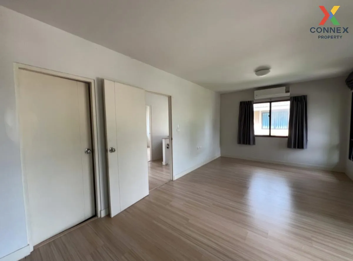 For Sale House , Kanasiri Wongwaen - Lumlukka , Bueng Kham Phoi ,