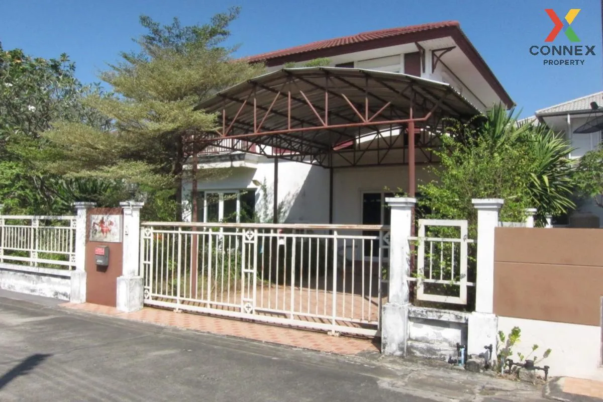 For Sale House , Baan Fah Piyarom Lake and Park 2 , Bueng Kham Ph 2