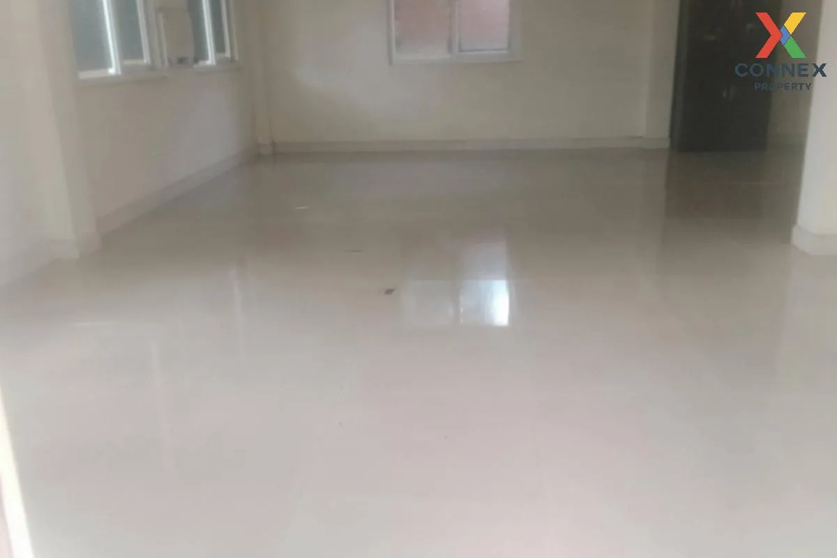 For Sale House , Baan Fah Piyarom Lake and Park 2 , Bueng Kham Ph 4