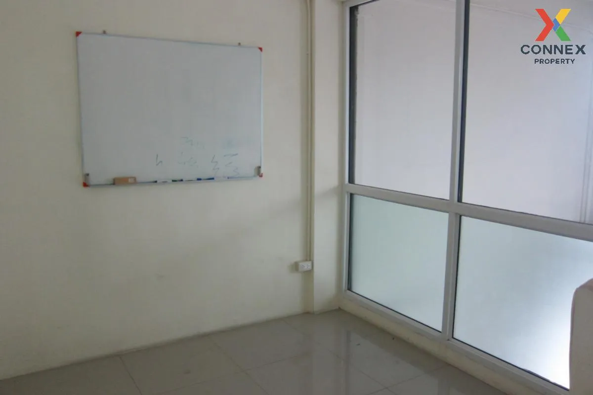 ขายอาคารพาณิชย์ 3.5 ชั้น ติดถนนเฉลิมพระเกียรติ พัทยาสาย 3 หนองปรื 3