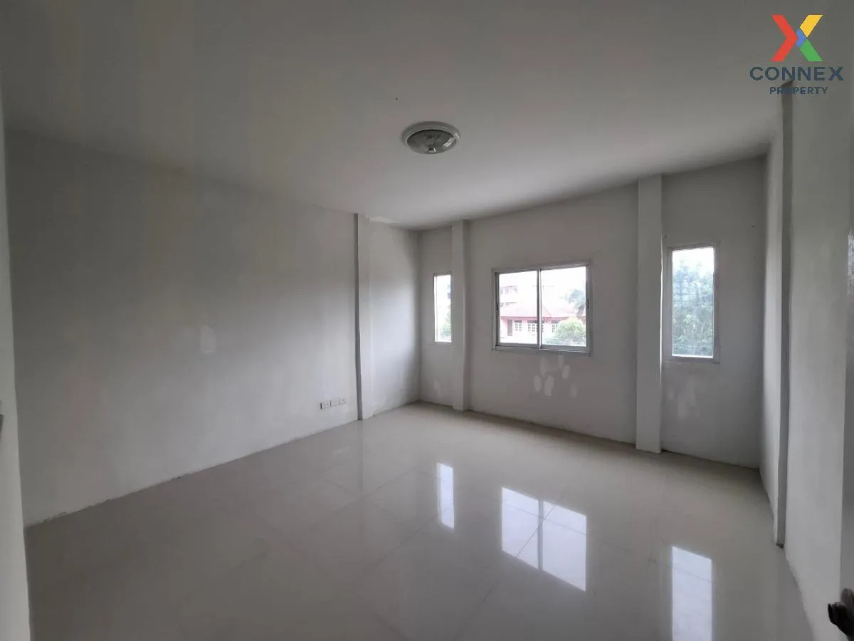 For Sale Townhouse/Townhome  , Baan Warasiri 1 , Nong Kham , Si R