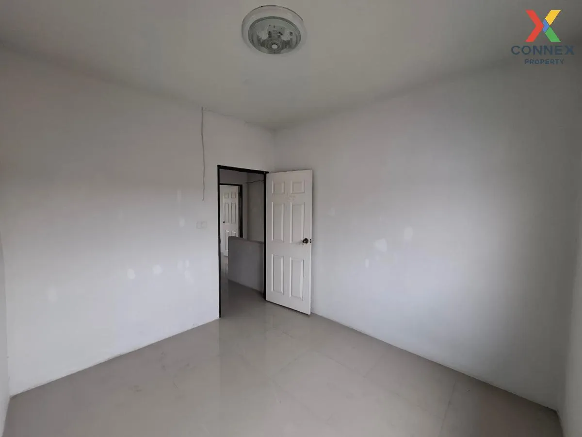 For Sale Townhouse/Townhome  , Baan Warasiri 1 , Nong Kham , Si R