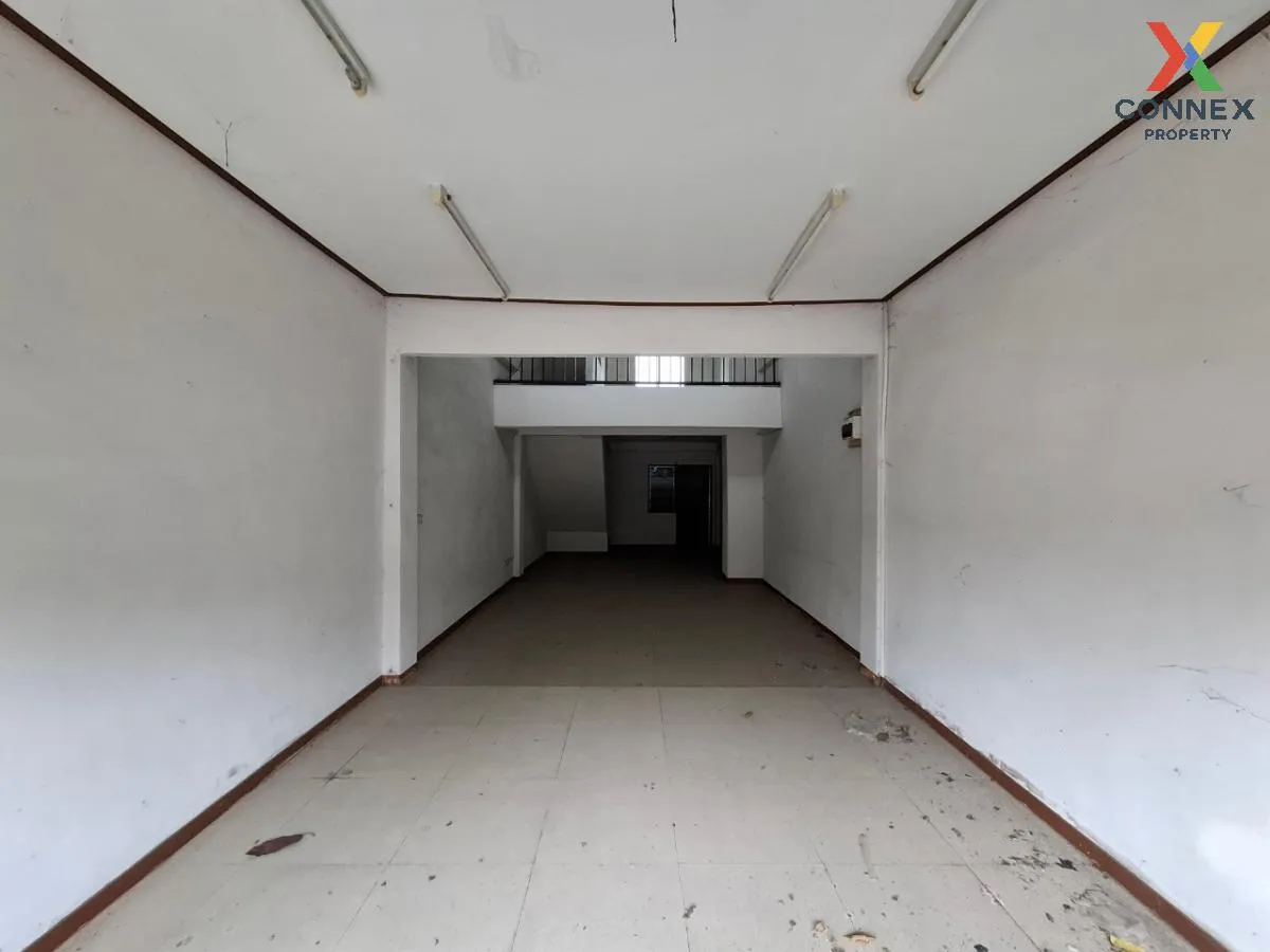 For Sale Townhouse/Townhome  , Baan Warasiri 1 , Nong Kham , Si R 3