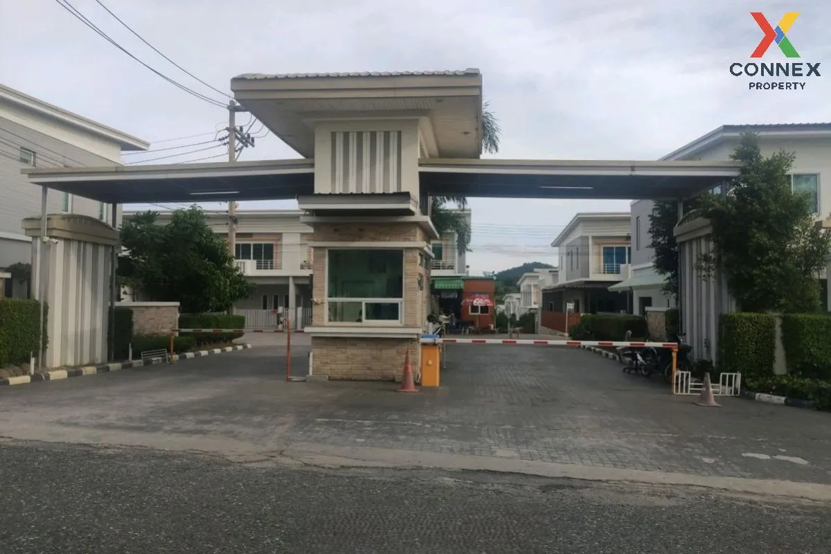 For Sale Townhouse/Townhome  , Fahburin Village , Bo Win , Si Rac 4