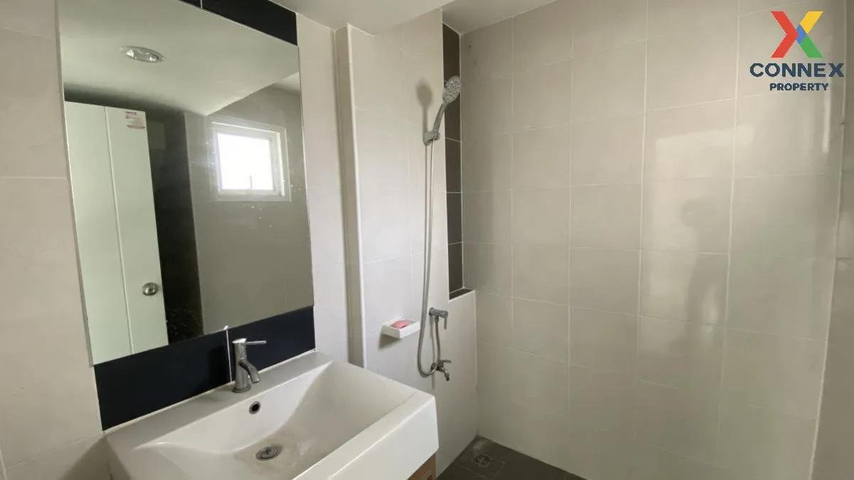 For Sale House , Baan Fah Piyarom Tendro , Bueng Kham Phoi , Lam 