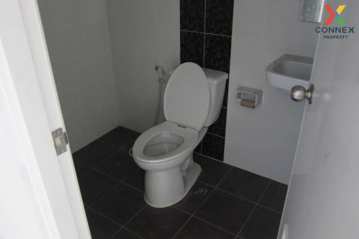 ขายทาวน์เฮ้าส์/ทาวน์โฮม  ประภัสสร กรีนพาร์ค บ่อวิน ศรีราชา ชลบุรี ขายทาวน์เฮ้าส์/ทาวน์โฮม  ประภัสสร กรีนพาร์ค บ่อวิน ศรีราชา ชลบุรี