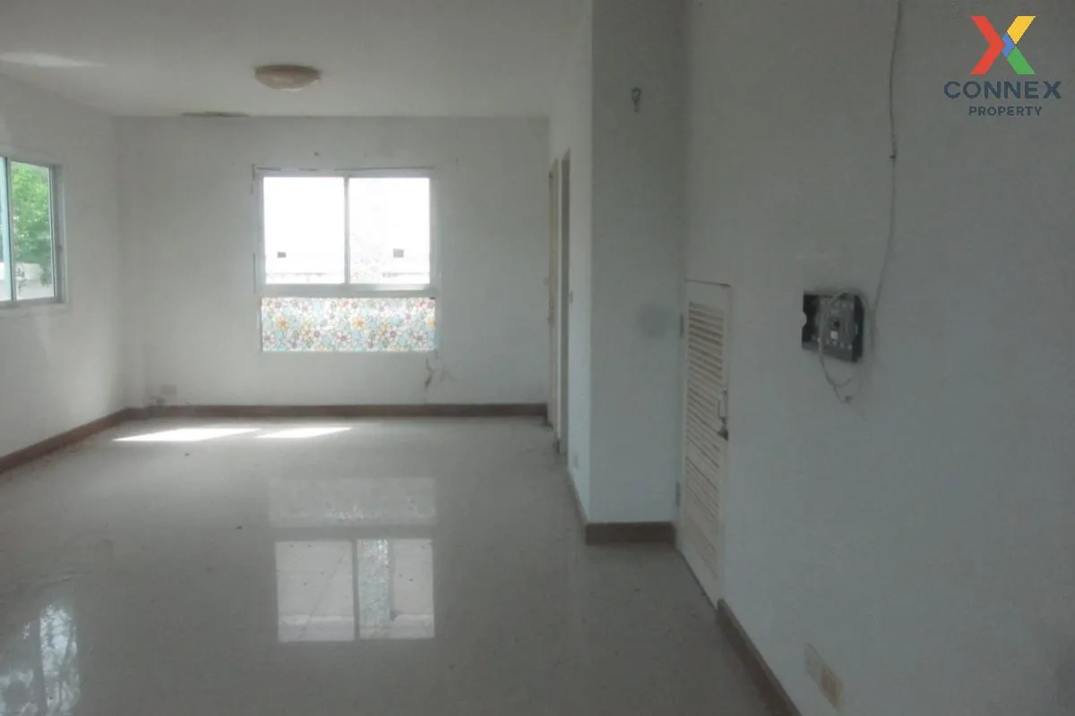 ขายทาวน์เฮ้าส์/ทาวน์โฮม  ศิริราชา สุรศักดิ์ ศรีราชา ชลบุรี CX-107 ขายทาวน์เฮ้าส์/ทาวน์โฮม  ศิริราชา สุรศักดิ์ ศรีราชา ชลบุรี CX-107 3