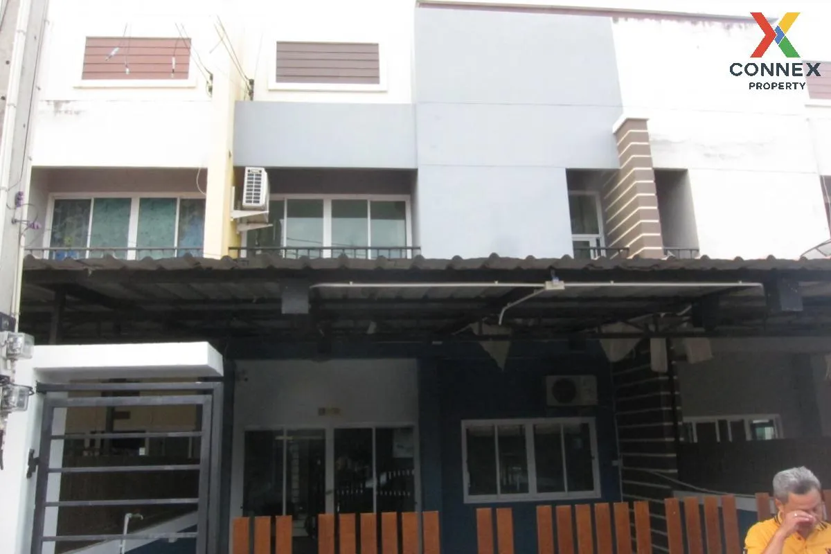 For Sale Townhouse/Townhome  , Grand Central Park 3 , Ban Bueng , 3