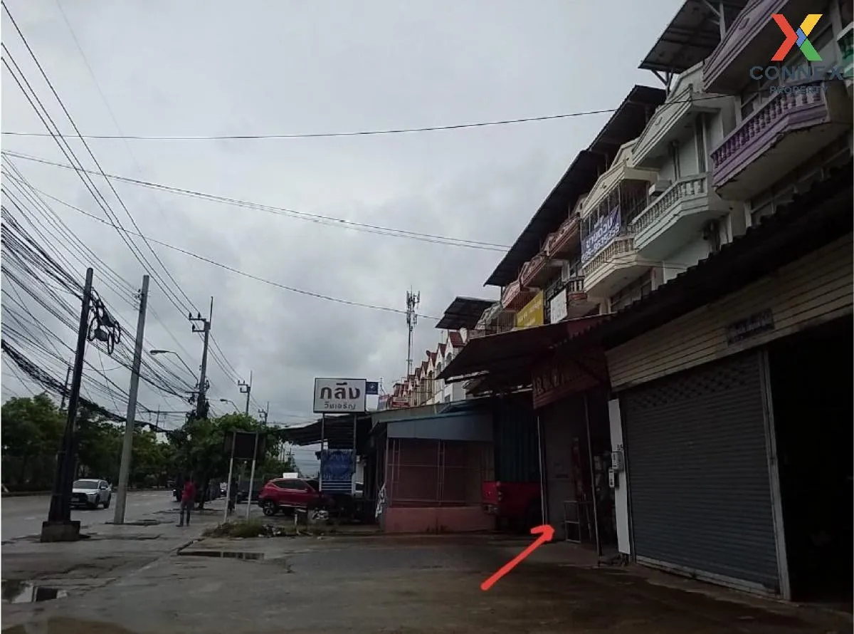 For Sale 3-storey commercial building, Chao Khun Thahan Road, Lat 3