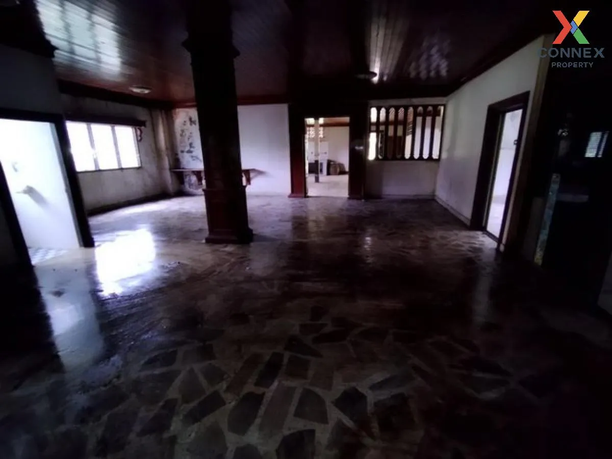 For Sale Single house  Kumphawapi  Udon Thani , nice view , wide  For Sale Single house  Kumphawapi  Udon Thani , nice view , wide