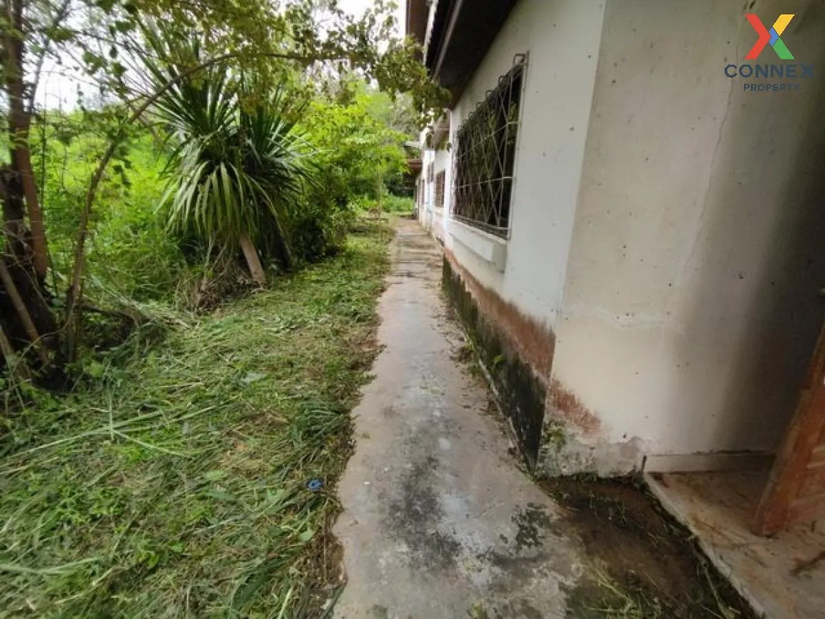 For Sale Single house  Kumphawapi  Udon Thani , nice view , wide  For Sale Single house  Kumphawapi  Udon Thani , nice view , wide