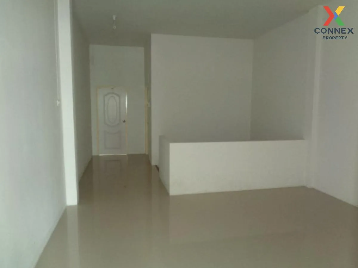 For Sale  Commercial building, Udon Thani , Mak Khaeng , Mueang U 2