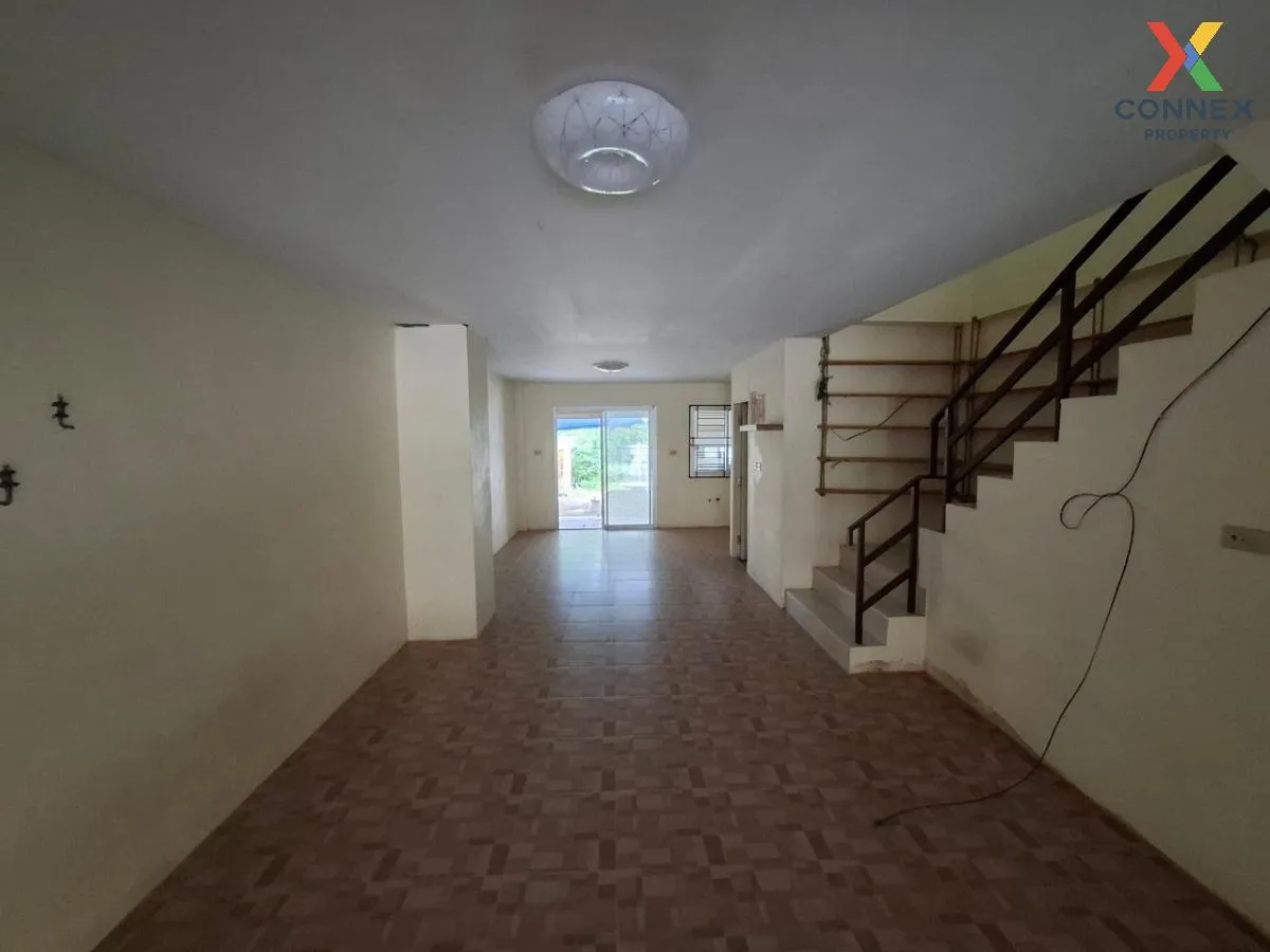 ขายทาวน์เฮ้าส์/ทาวน์โฮม  บ้านไทยวิลล่า บึง ศรีราชา ชลบุรี CX-1074 ขายทาวน์เฮ้าส์/ทาวน์โฮม  บ้านไทยวิลล่า บึง ศรีราชา ชลบุรี CX-1074