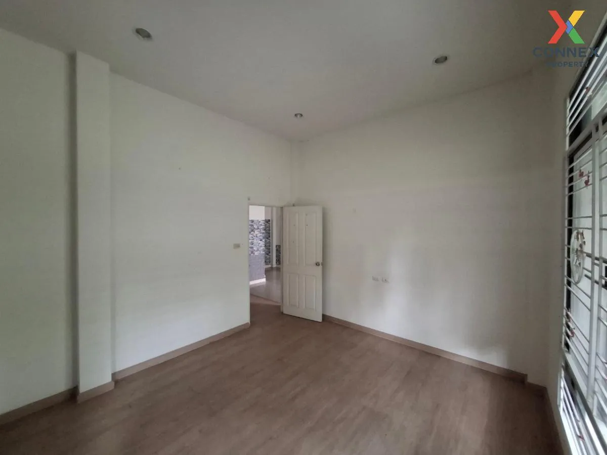 ขายทาวน์เฮ้าส์/ทาวน์โฮม  เดอะ เซ็นทรัล ทาวน์ บึง - ศรีราชา หนองขา