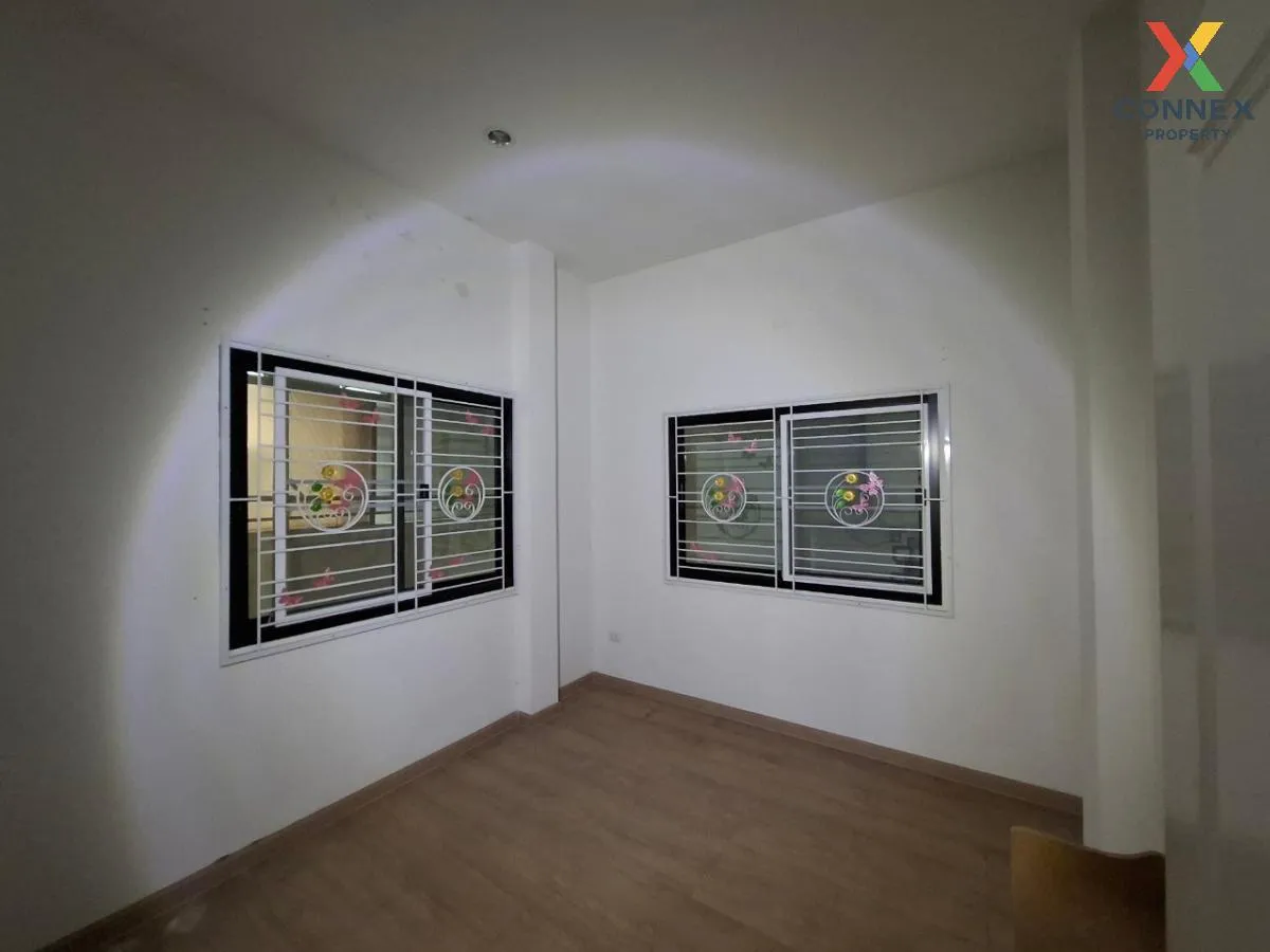 ขายทาวน์เฮ้าส์/ทาวน์โฮม  เดอะ เซ็นทรัล ทาวน์ บึง - ศรีราชา หนองขา