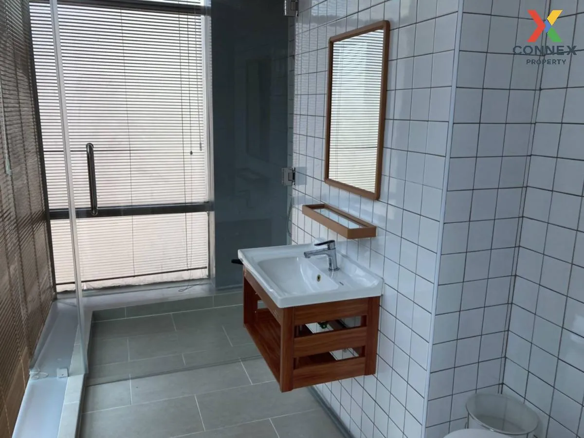 For Sale Condo , Baan Sathorn Chaopraya , river view , newly reno 2