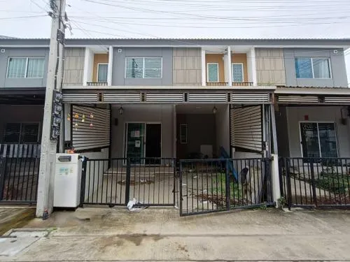 For Sale Townhouse/Townhome  ,  Baan Pruksa 136 Phraeksa-Sukhumvit , Phraek Sa , Mueang Samut Prakan , Samut Prakarn , CX-107543