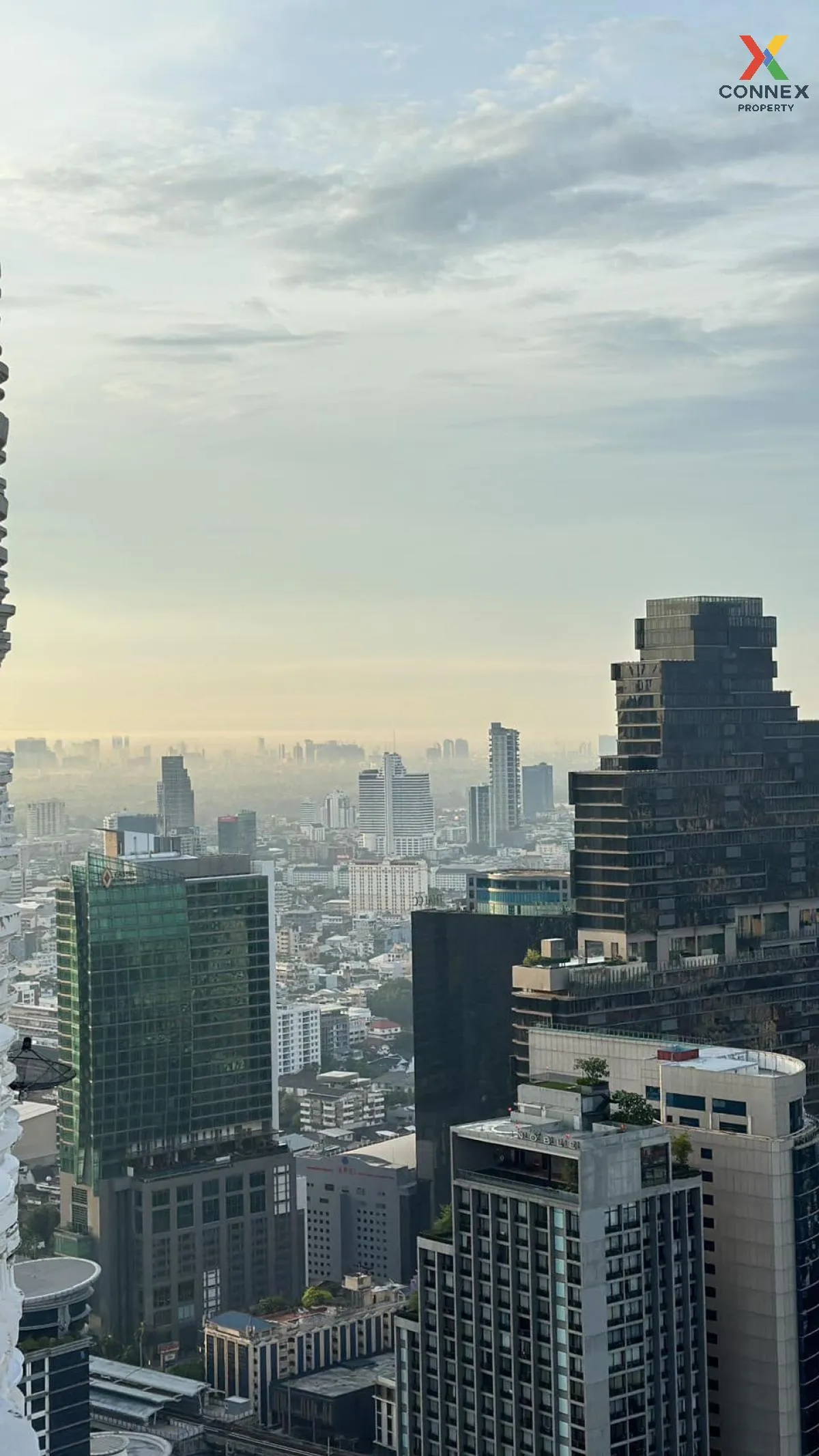 For Rent Condo , State Tower , BTS-Saphan Taksin , Silom , Bang R