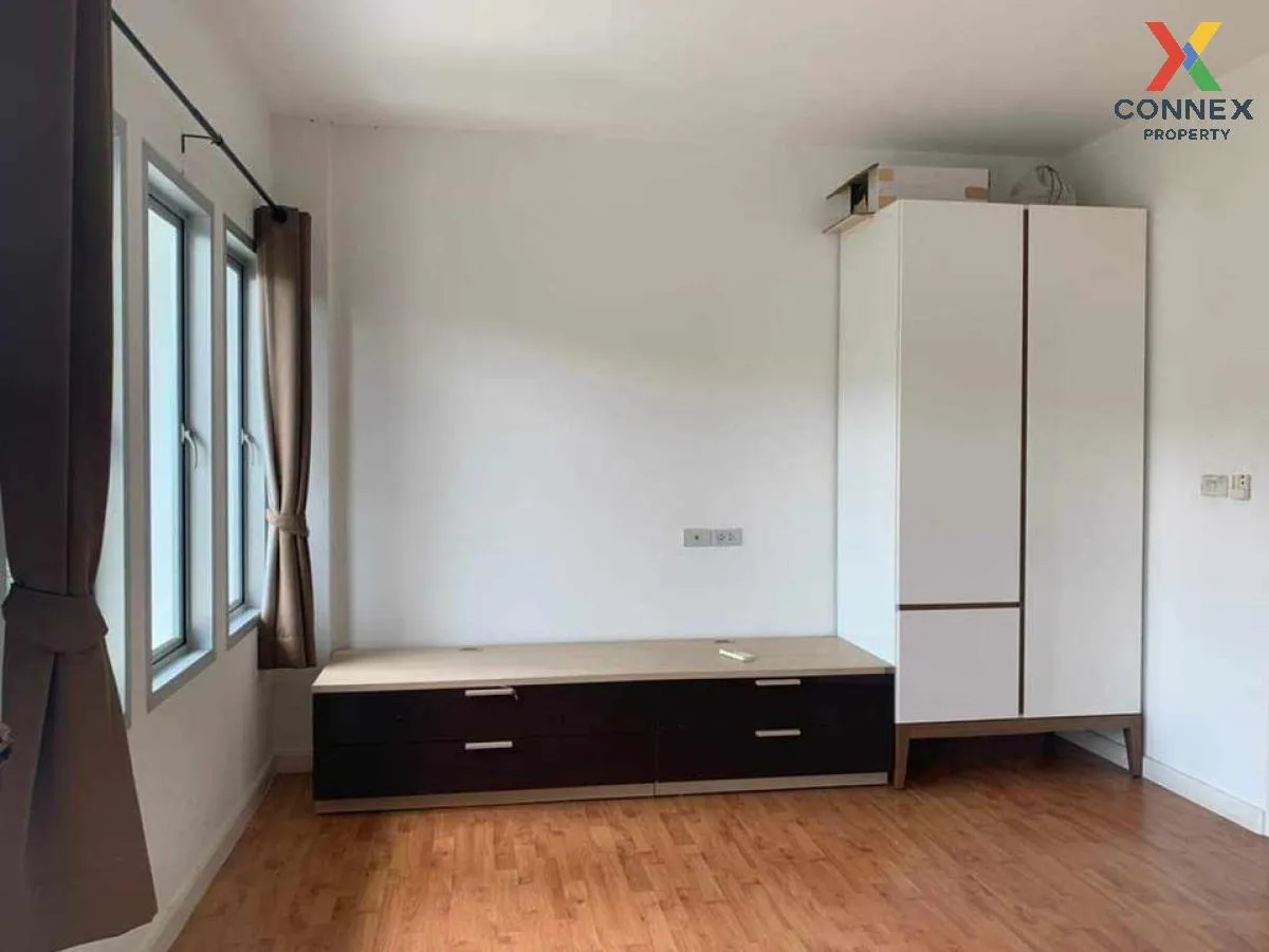 For Sale Townhouse/Townhome  , Vista Park Ratchada - Ramindra , K