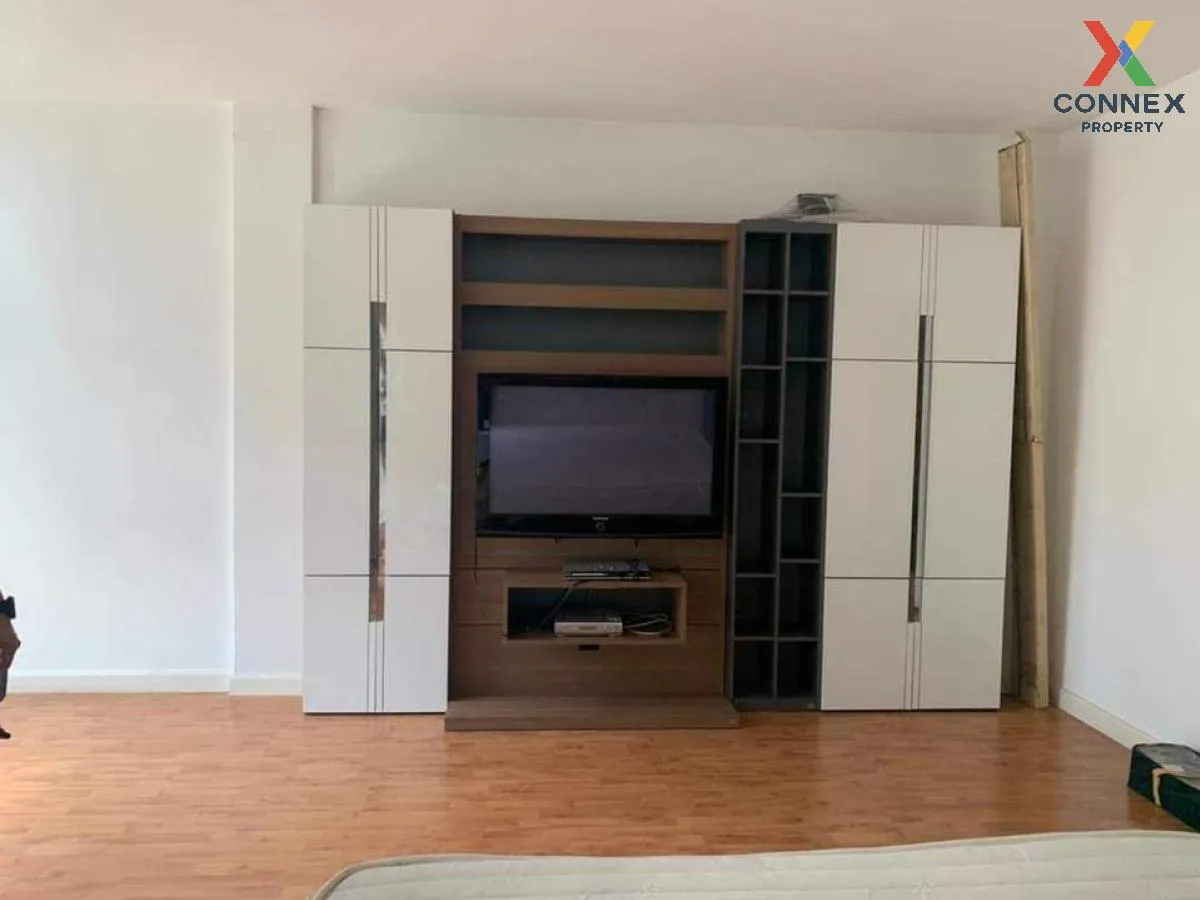 For Sale Townhouse/Townhome  , Vista Park Ratchada - Ramindra , K