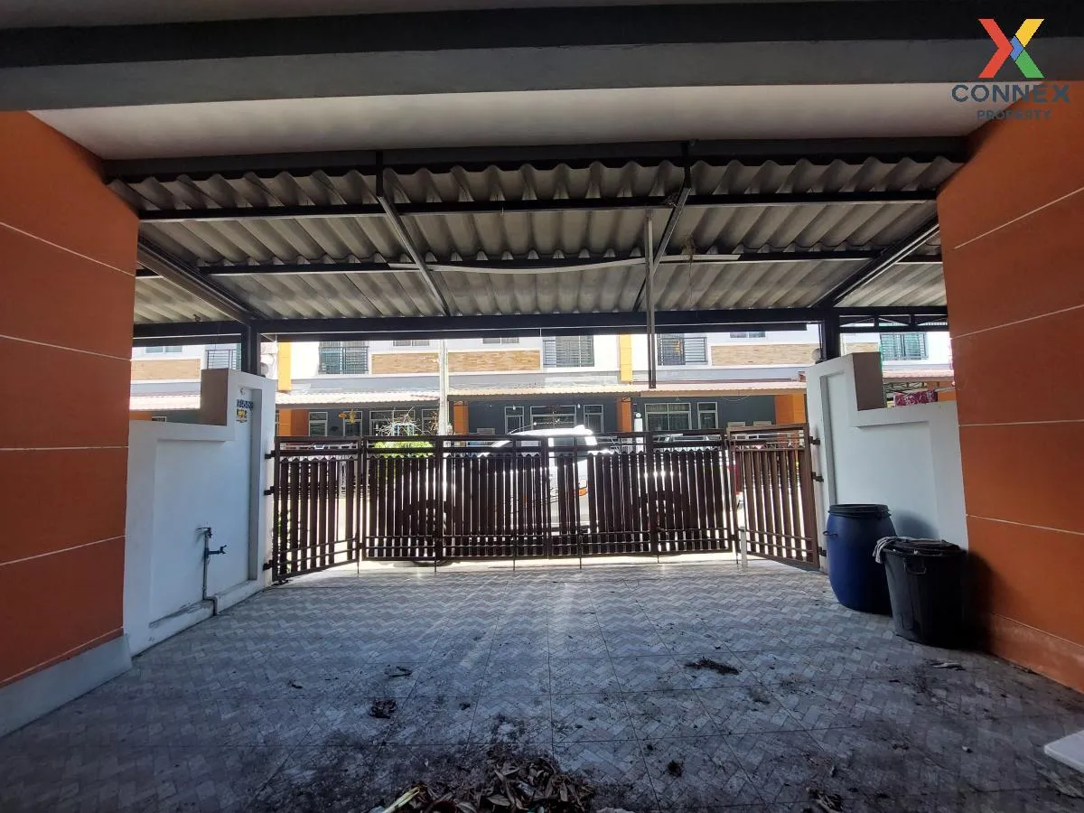 ขายทาวน์เฮ้าส์/ทาวน์โฮม  ทรัพย์รุ่งเรือง ซิตี้ 2 บ้านเก่า พานทอง  2