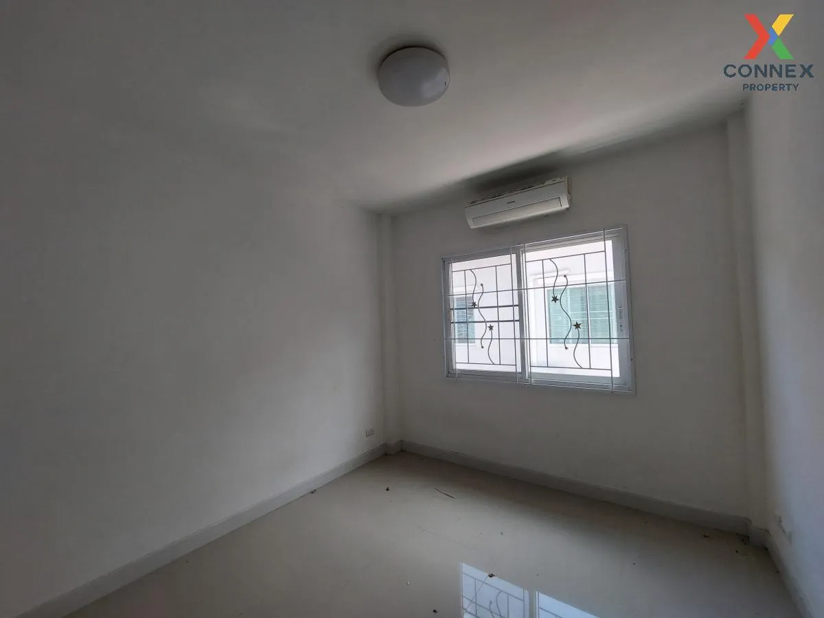 ขายทาวน์เฮ้าส์/ทาวน์โฮม  ทรัพย์รุ่งเรือง ซิตี้ 2 บ้านเก่า พานทอง 