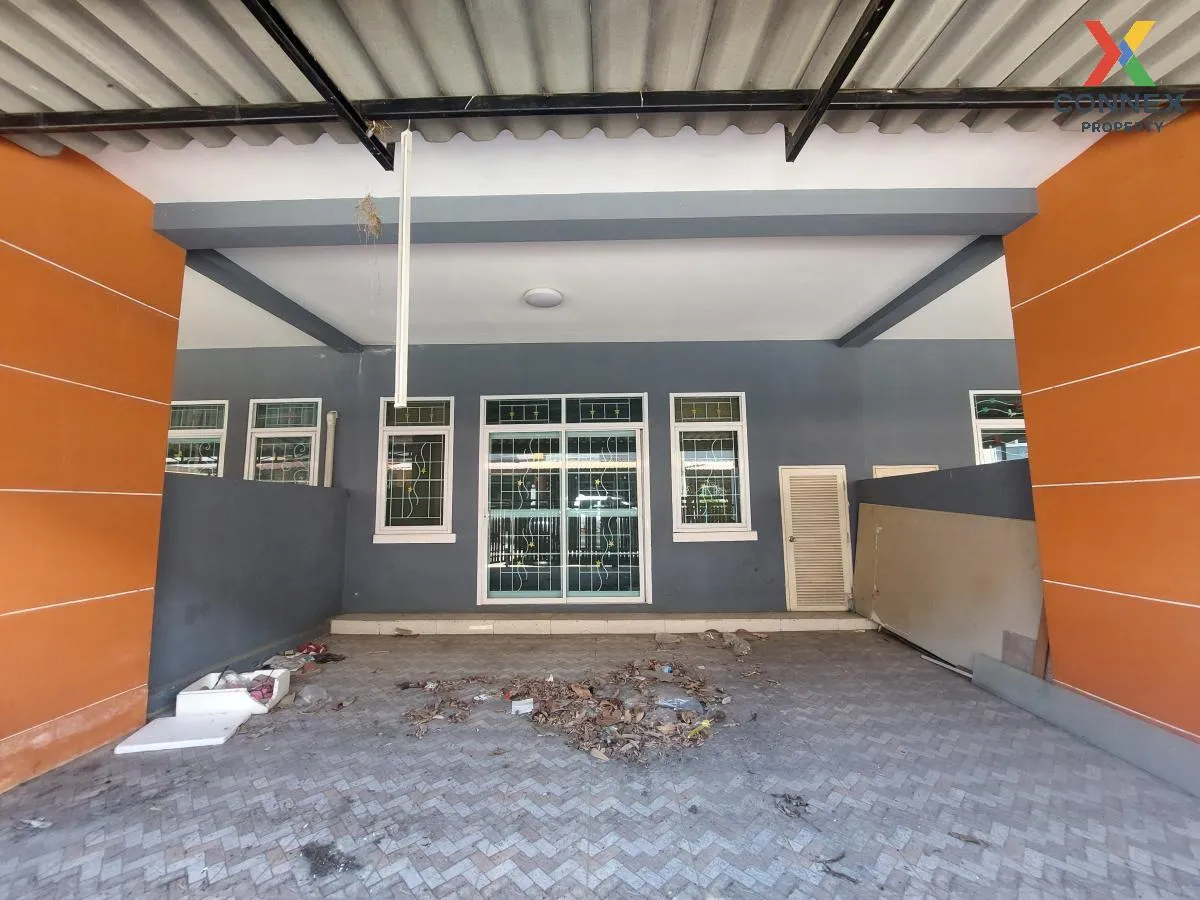 ขายทาวน์เฮ้าส์/ทาวน์โฮม  ทรัพย์รุ่งเรือง ซิตี้ 2 บ้านเก่า พานทอง 