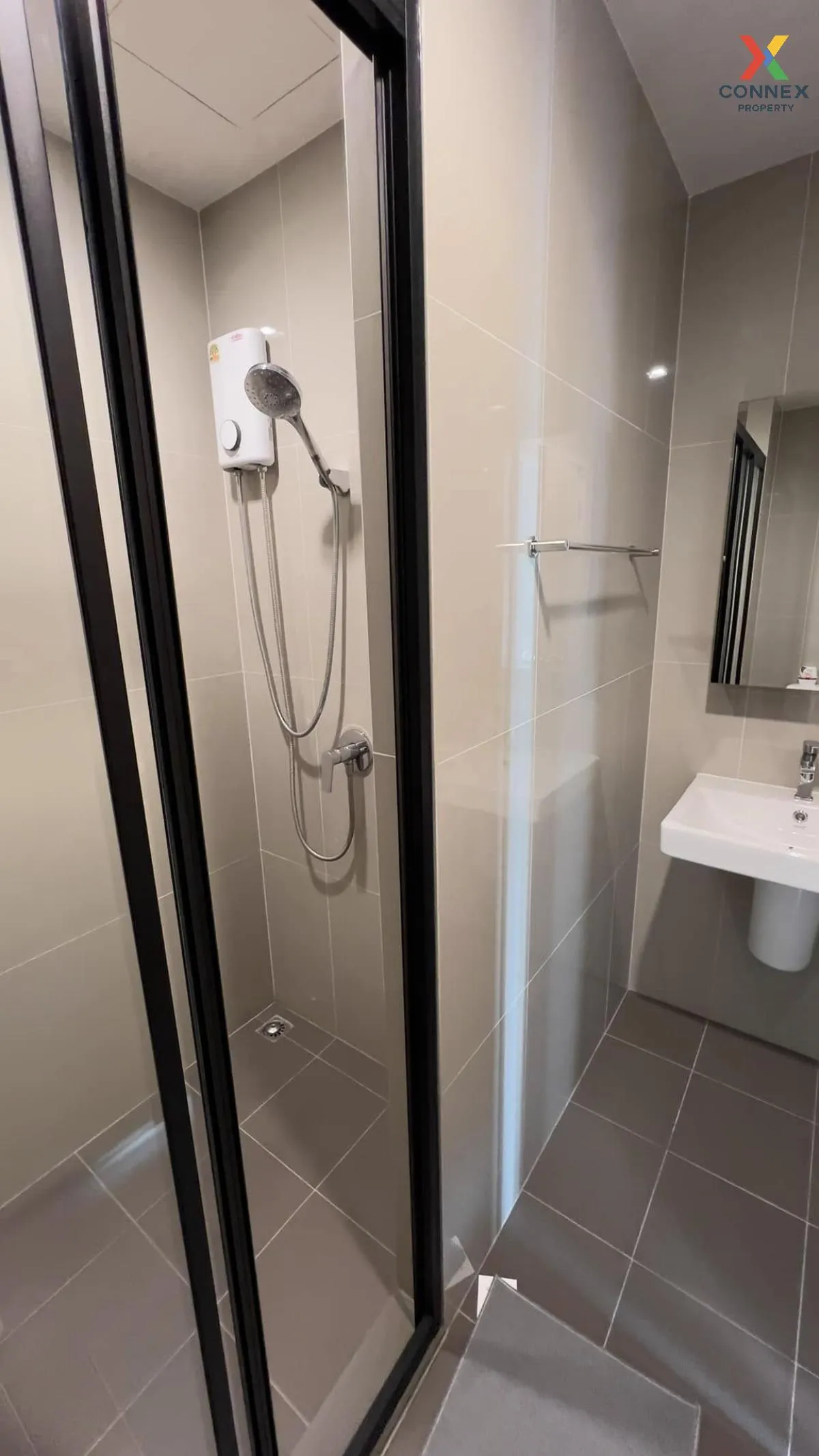 เช่าคอนโด  เดอะ เบส เพชรบุรี - ทองหล่อ MRT-เพชรบุรี บางกะปิ เขต ห