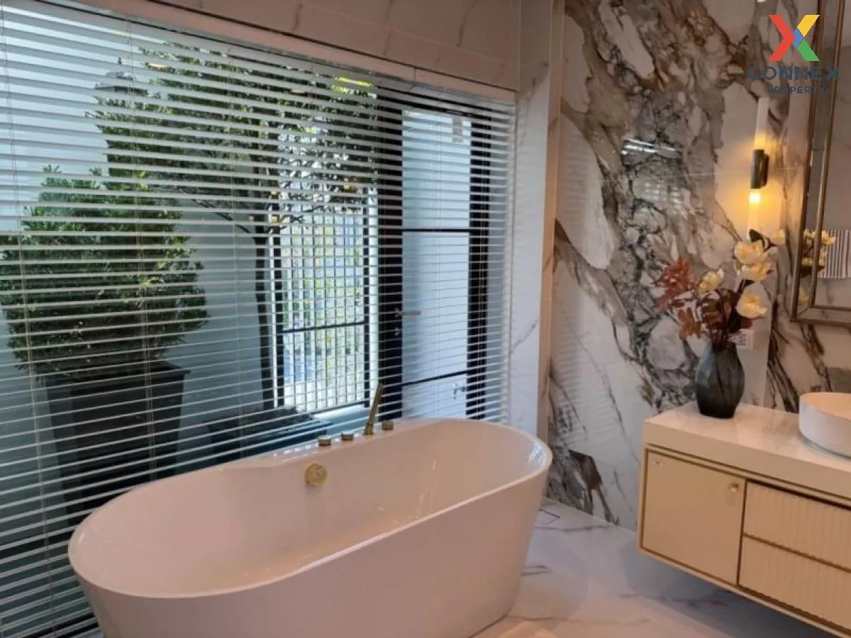 For Sale House , Nantawan Rama 9-New Krungthepkreetha , Saphan Su