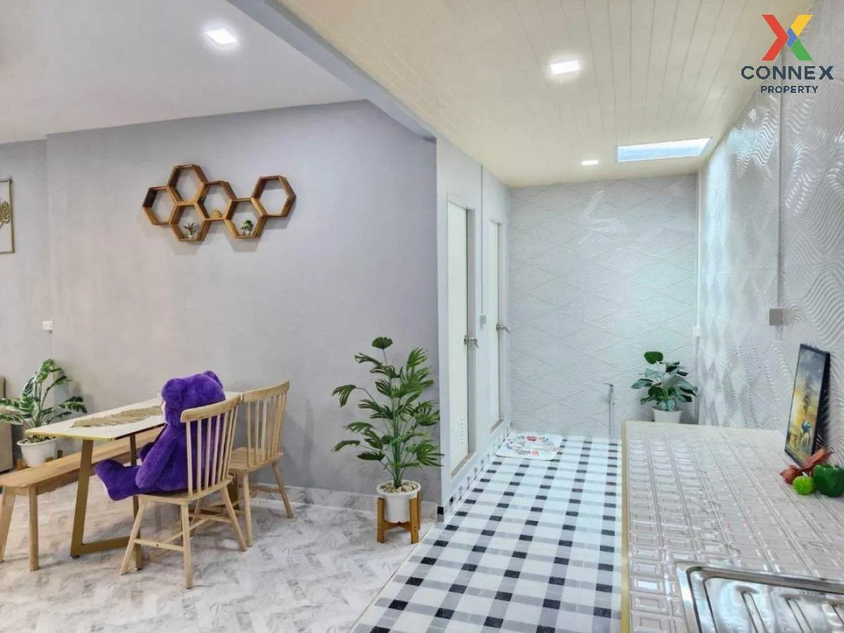 For Sale House , Phet Anan Village , newly renovated , Khanna Yao