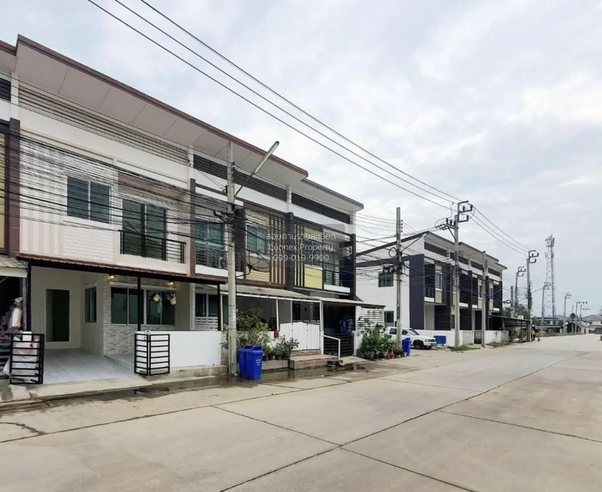 ขายทาวน์เฮ้าส์/ทาวน์โฮม  ทรัพย์ทวี วิลเลจ ประชาอุทิศ 90 รีโนเวทให 2