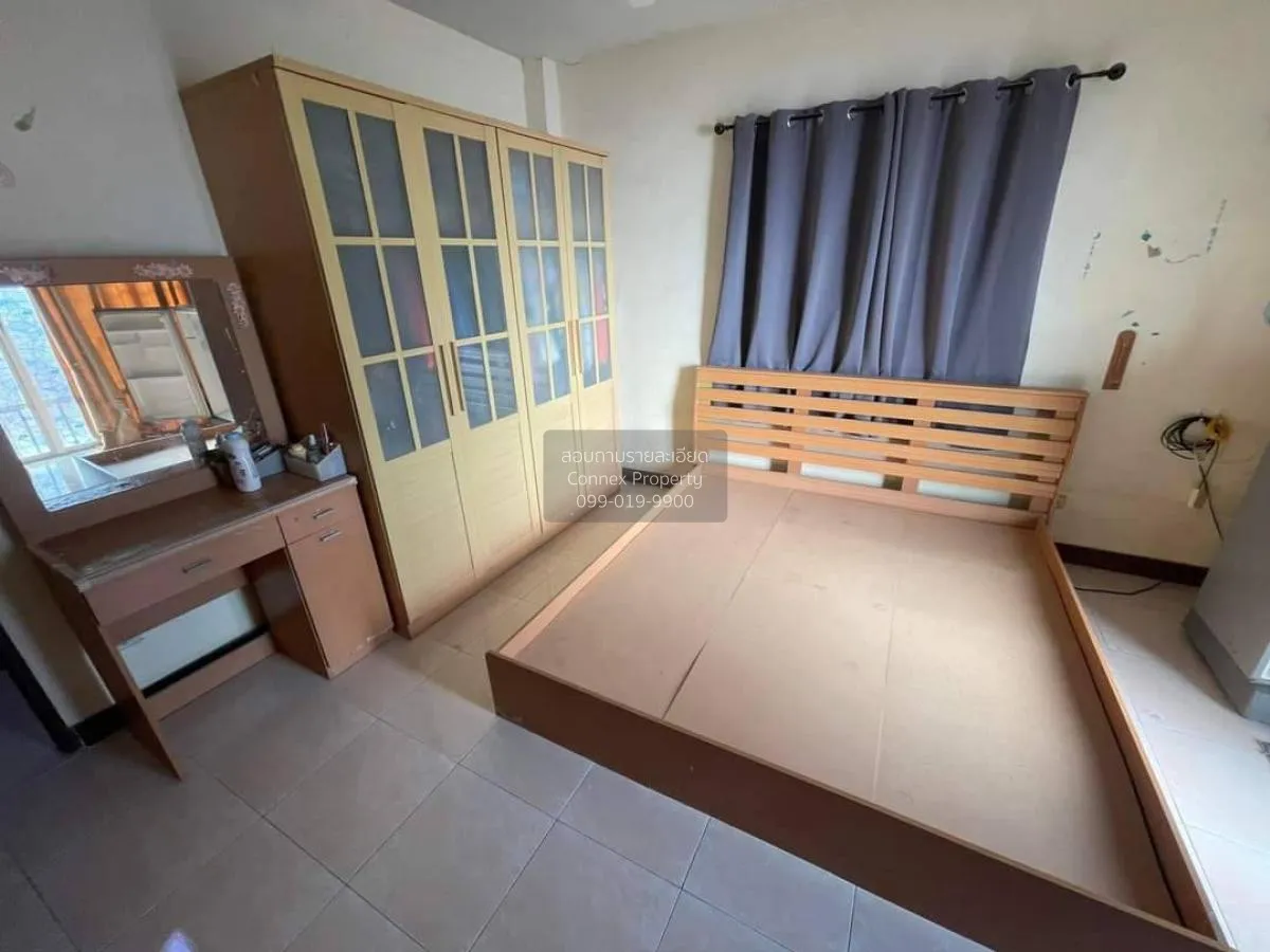 For Sale Townhouse/Townhome  , Noble Classic Laem Chabang , corne