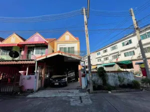 For Sale Townhouse/Townhome  , Noble Classic Laem Chabang , corner unit , wide frontage , Thung Sukhla , Si Racha , Chon Buri , CX-107887