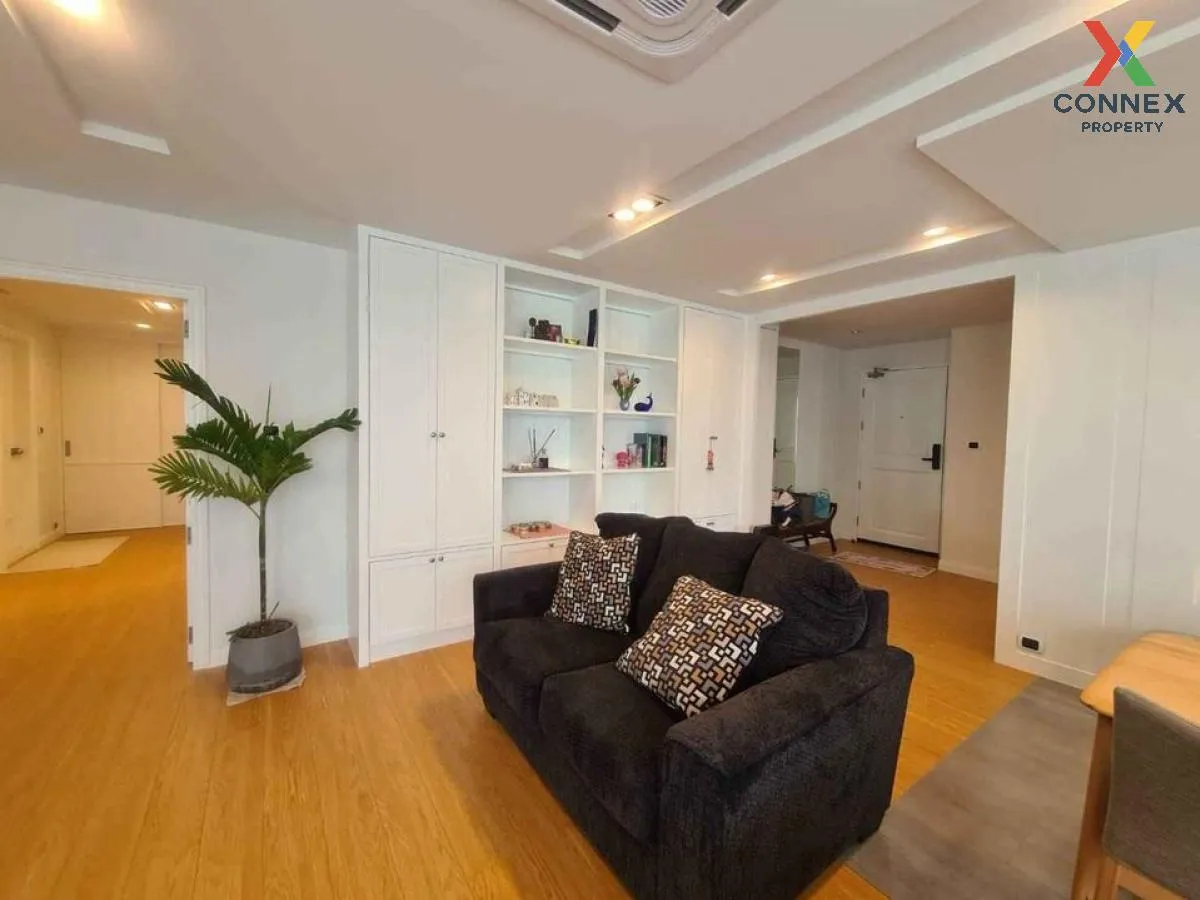 For Sale Condo , Lake Avenue , high floor , BTS-Asok , Watthana , For Sale Condo , Lake Avenue , high floor , BTS-Asok , Watthana ,