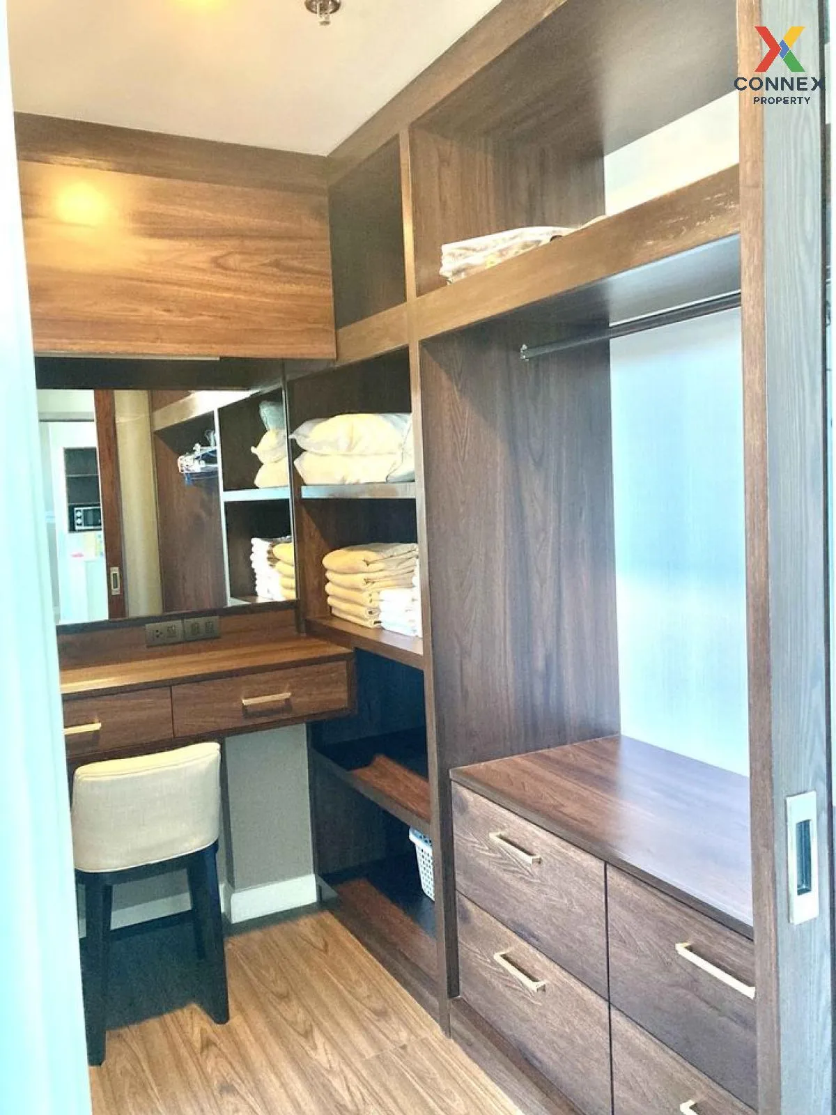 For Rent Condo , Artisan Ratchada , MRT-Thailand Cultural Centre  For Rent Condo , Artisan Ratchada , MRT-Thailand Cultural Centre