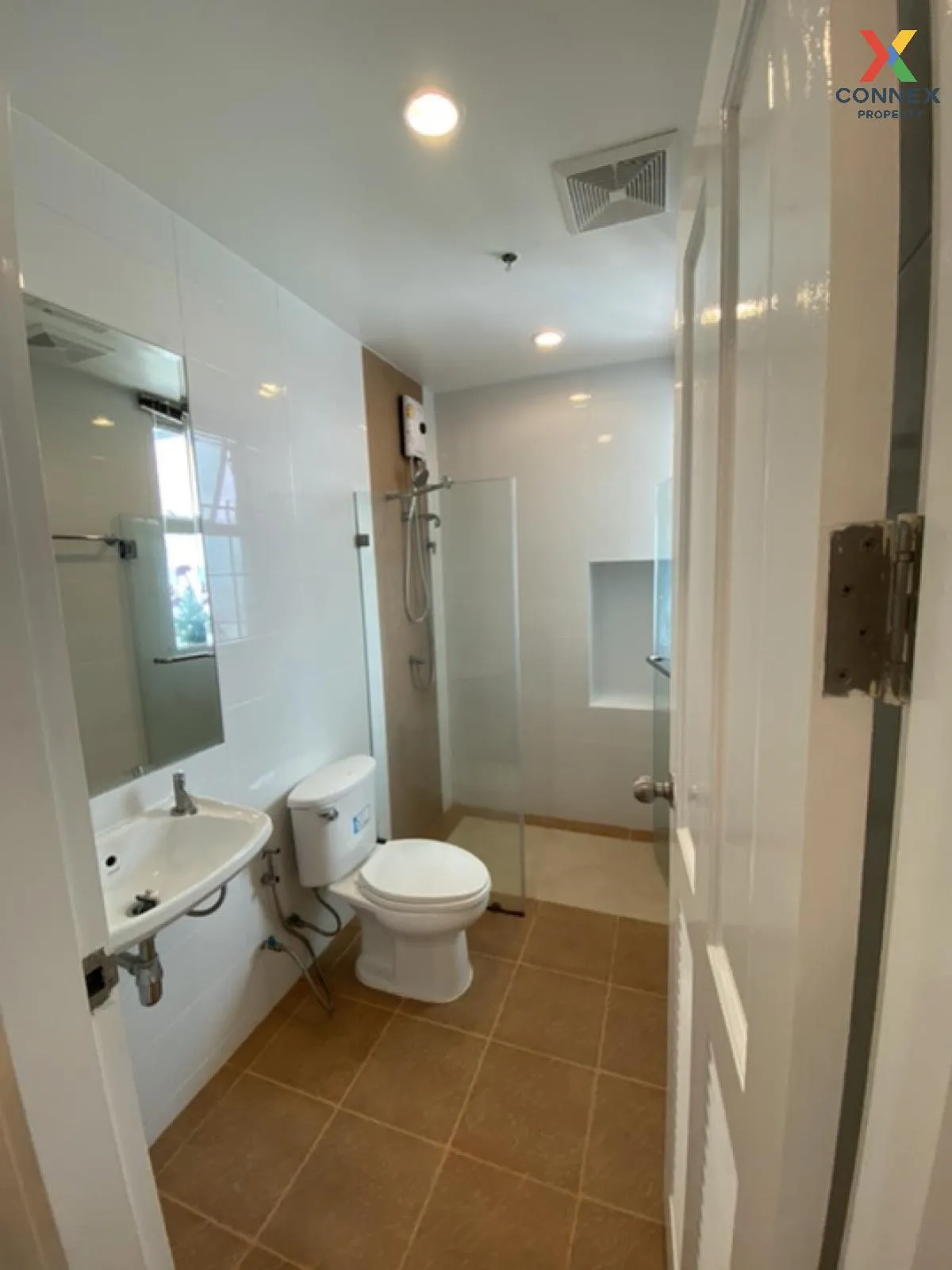 For Rent Condo , The Complete Rajprarop , BTS-Victory Monument , 