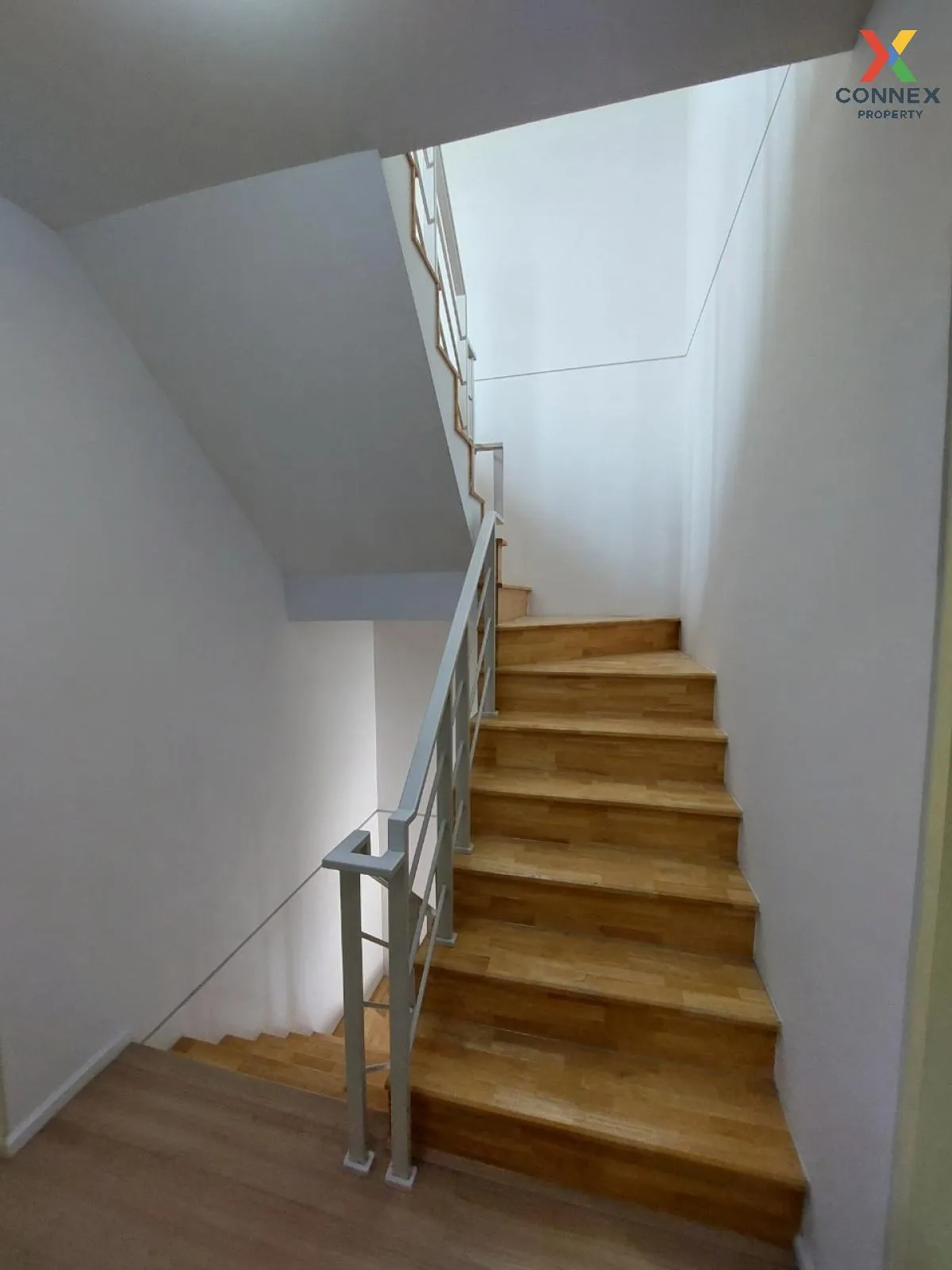 ขายทาวน์เฮ้าส์/ทาวน์โฮม  บ้านกลางเมือง พระราม 9 - อ่อนนุช ประเวศ 