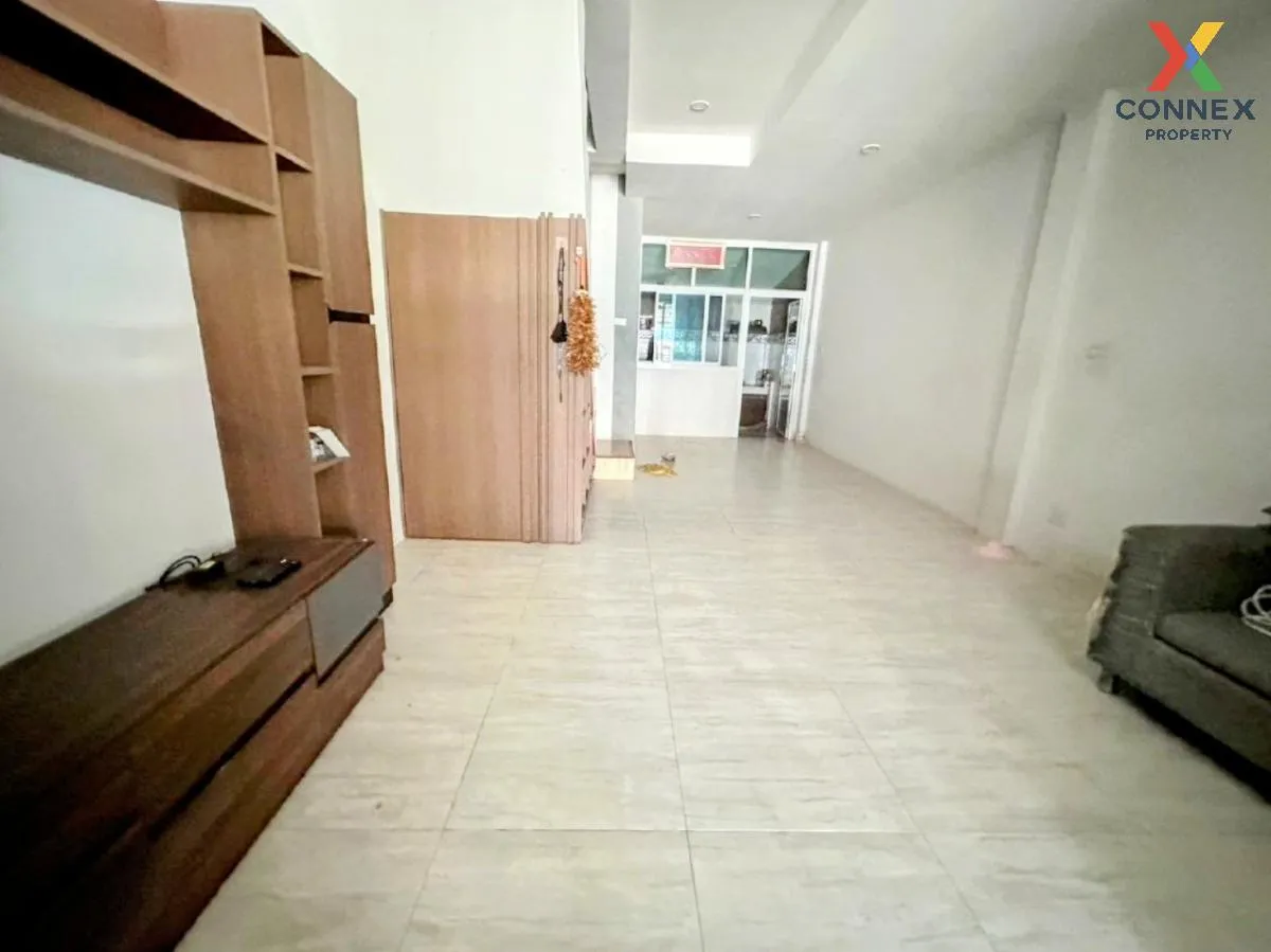 ขายทาวน์เฮ้าส์/ทาวน์โฮม  เดอะ เดคโค่ 3 หนองน้ำเย็น เนินพระ เมืองร