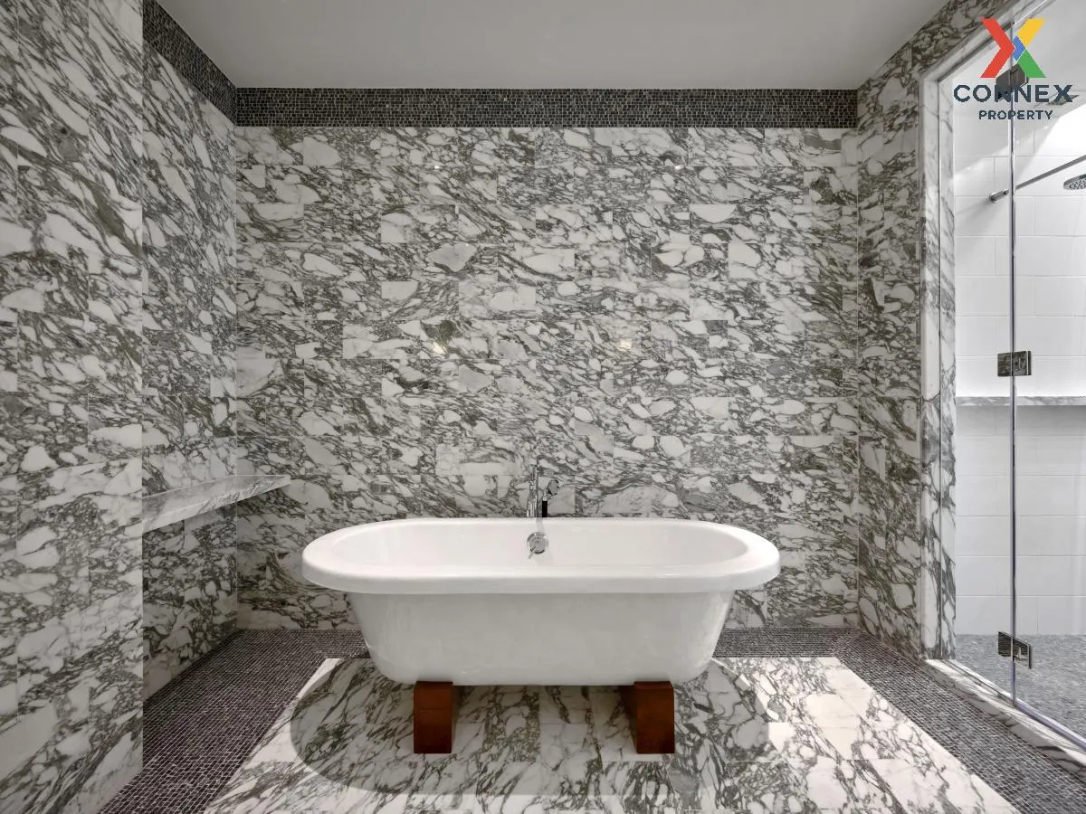 For Sale Condo , The Ritz Carlton Residences , nice view , high f