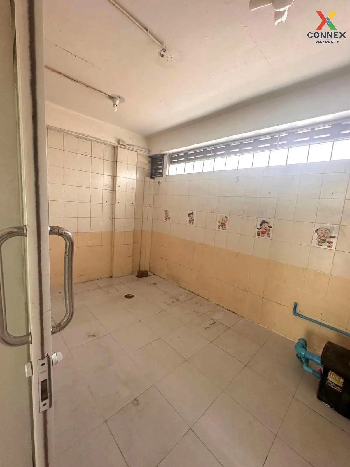 For Sale Commercial Building , Sai 4 Square , Krathum Lom , Sam P 4