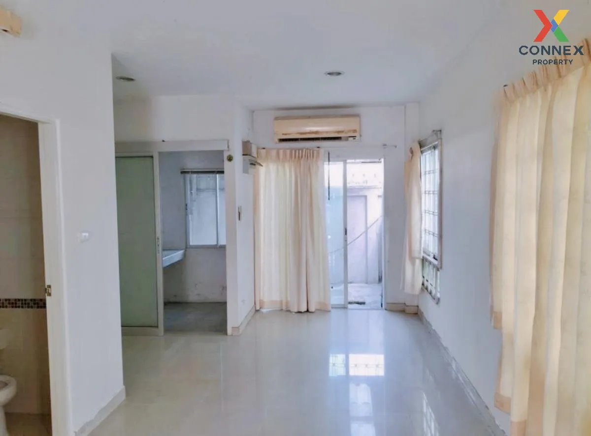 ขายทาวน์เฮ้าส์/ทาวน์โฮม  บ้านกลางเมือง เดอะ ปารีส พระราม 9-รามคำแ 2