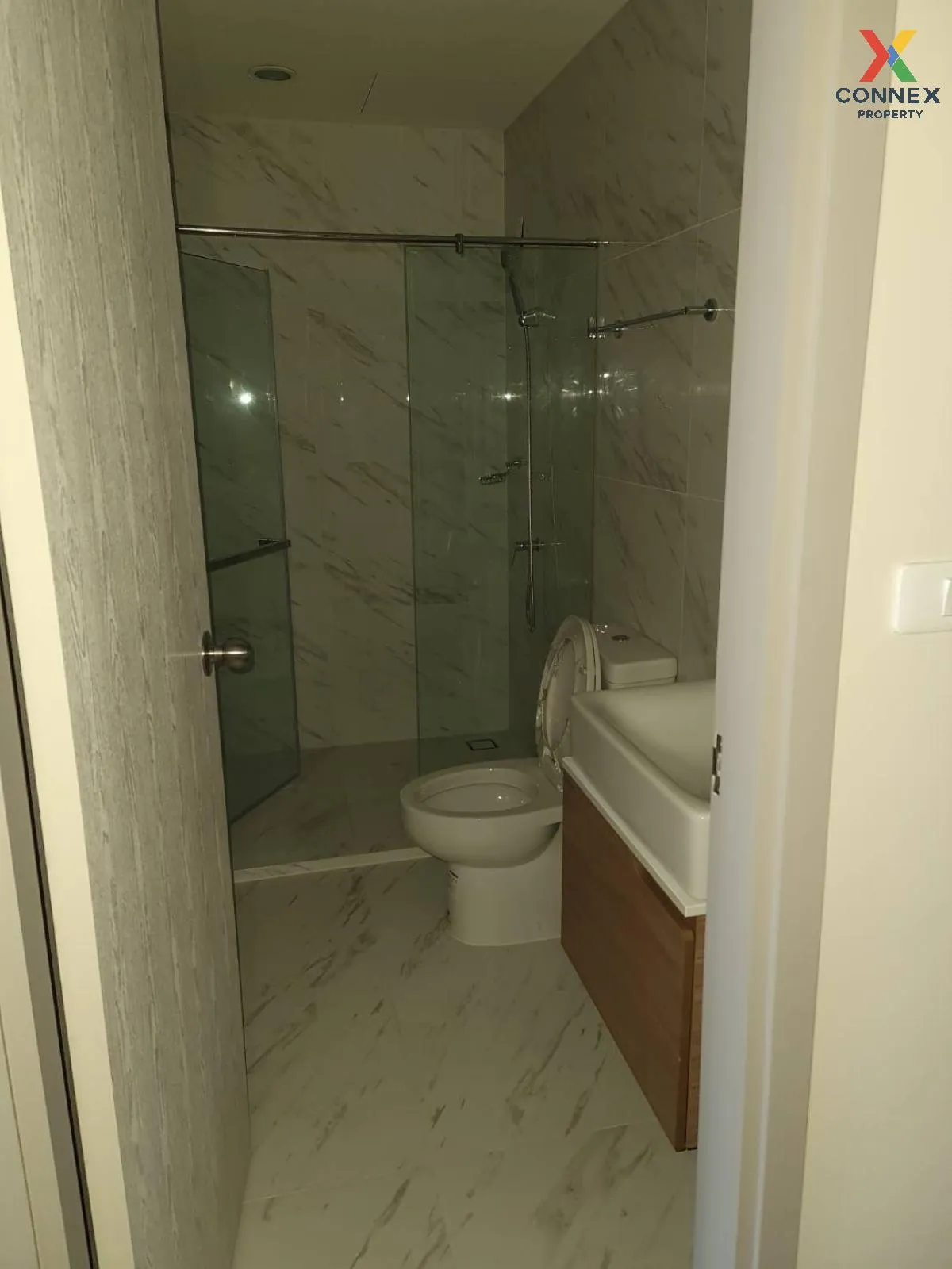 For Sale Condo , Ideo Mobi Sukhumvit Eastpoint , nice view , high For Sale Condo , Ideo Mobi Sukhumvit Eastpoint , nice view , high