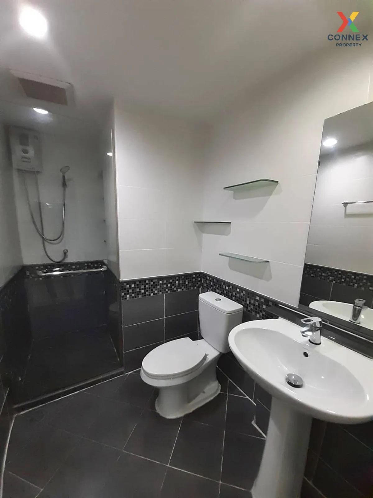 For Rent Condo , Waterford Sukhumvit 50 , BTS-Phra Khanong , Phra