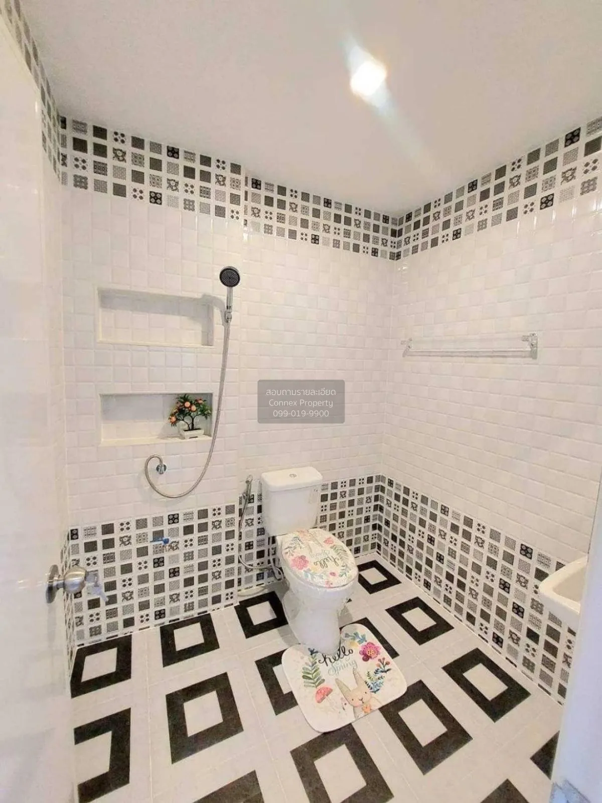 For Sale Townhouse/Townhome  , Fuangfah Village , newly renovated