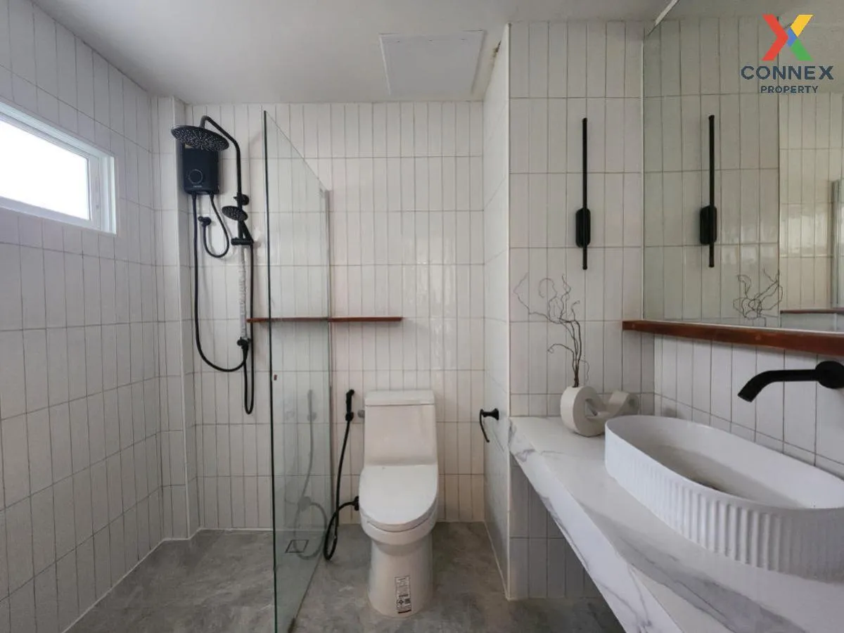 ขายบ้านสวนลลนา - สวนหลวง รีโนเวทใหม่ ดอกไม้ เขต ประเวศ กรุงเทพ CX